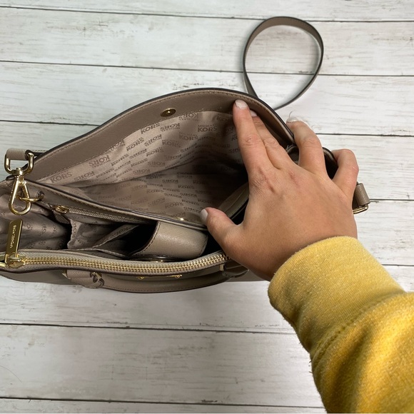 MICHAEL Michael Kors Satchel in Taupe - Picture 11 of 15
